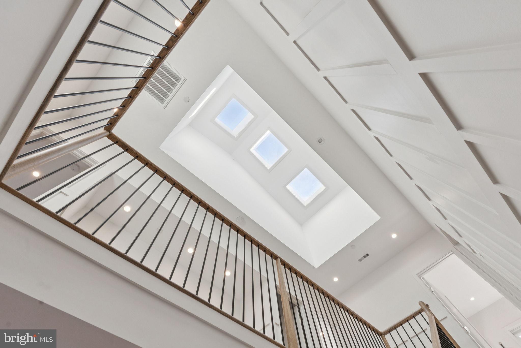 1708 LAWRENCE STREET NE