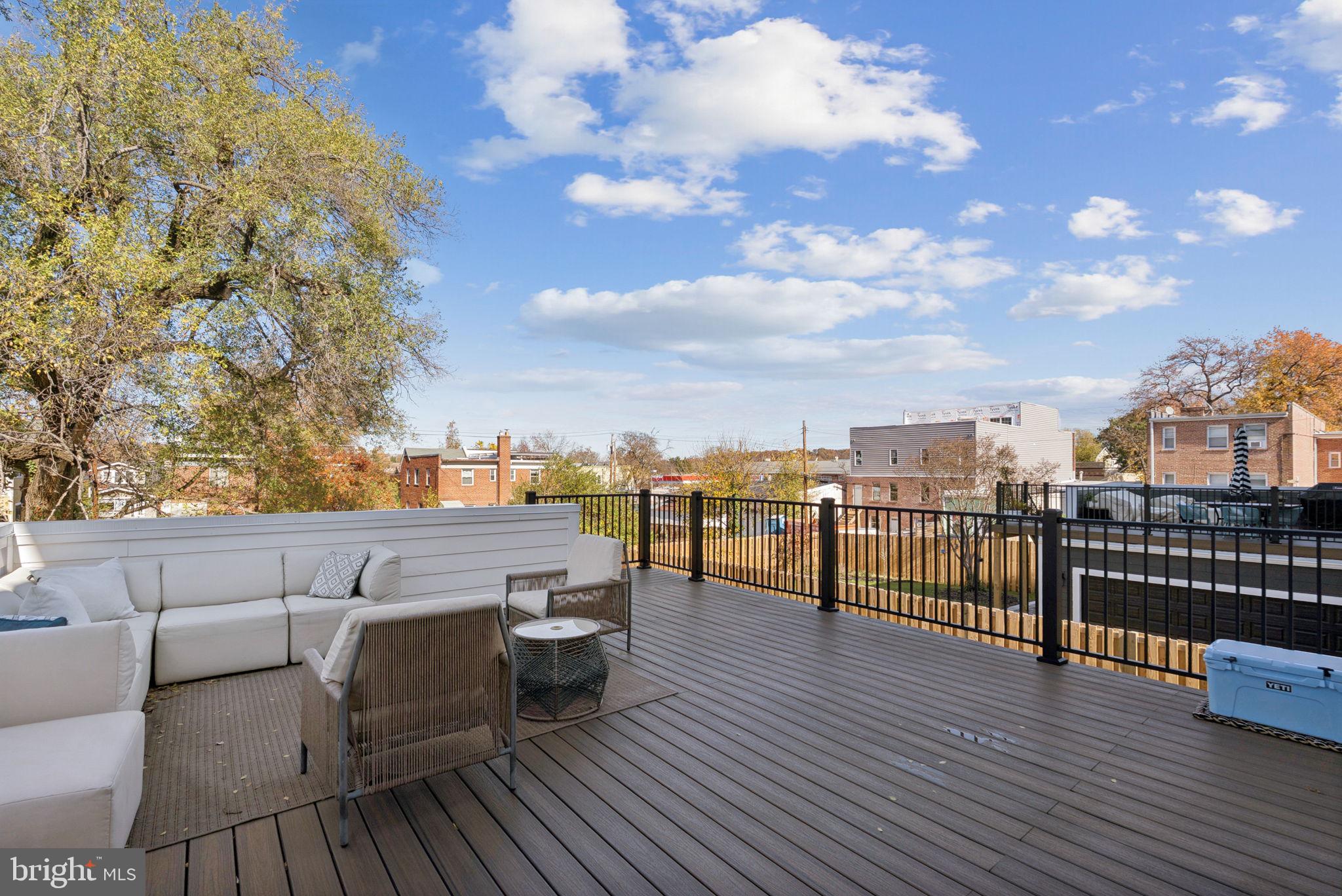 1708 LAWRENCE STREET NE