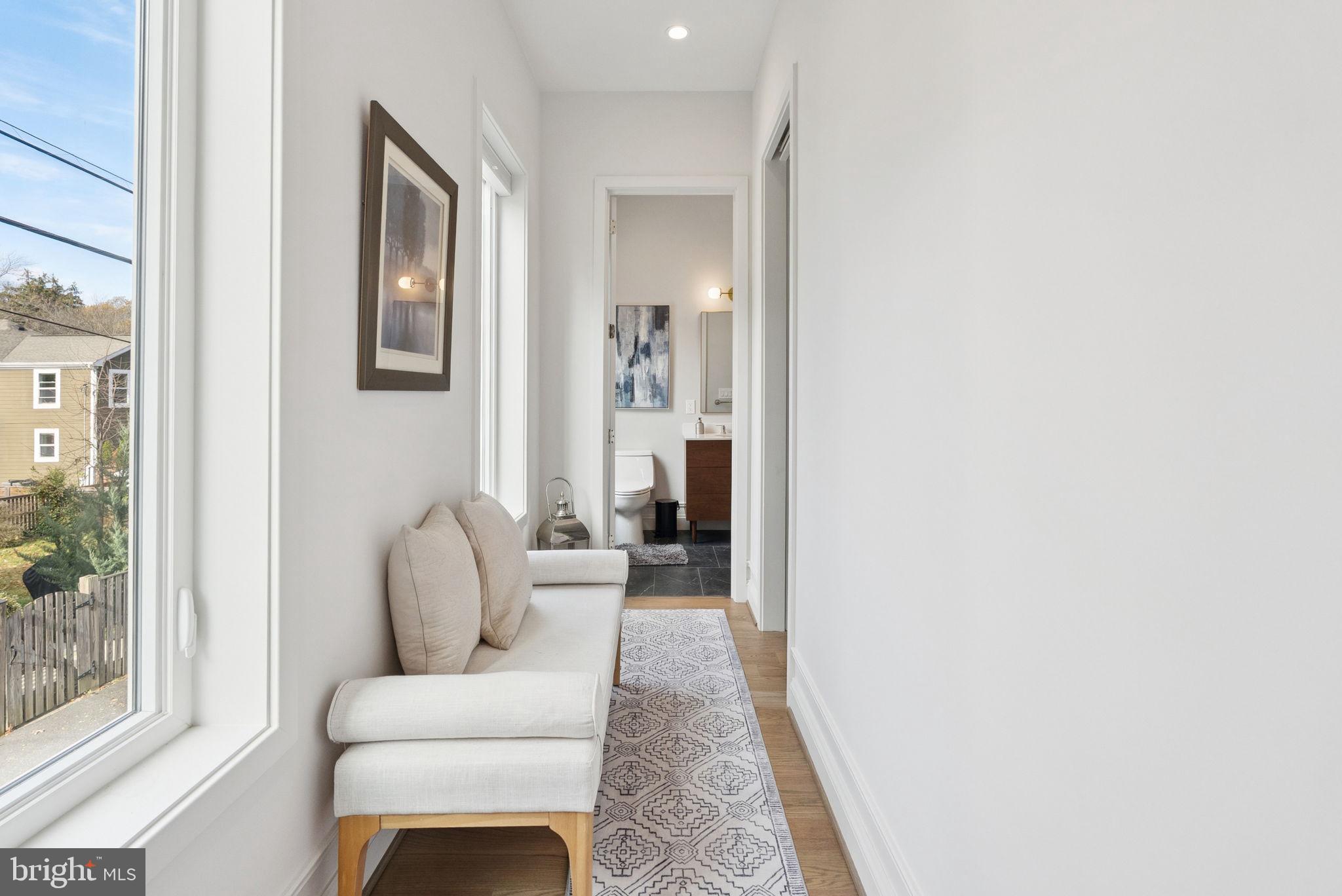 1708 LAWRENCE STREET NE