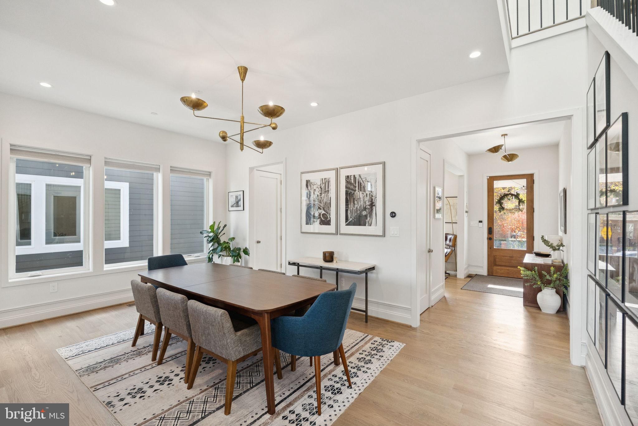 1708 LAWRENCE STREET NE