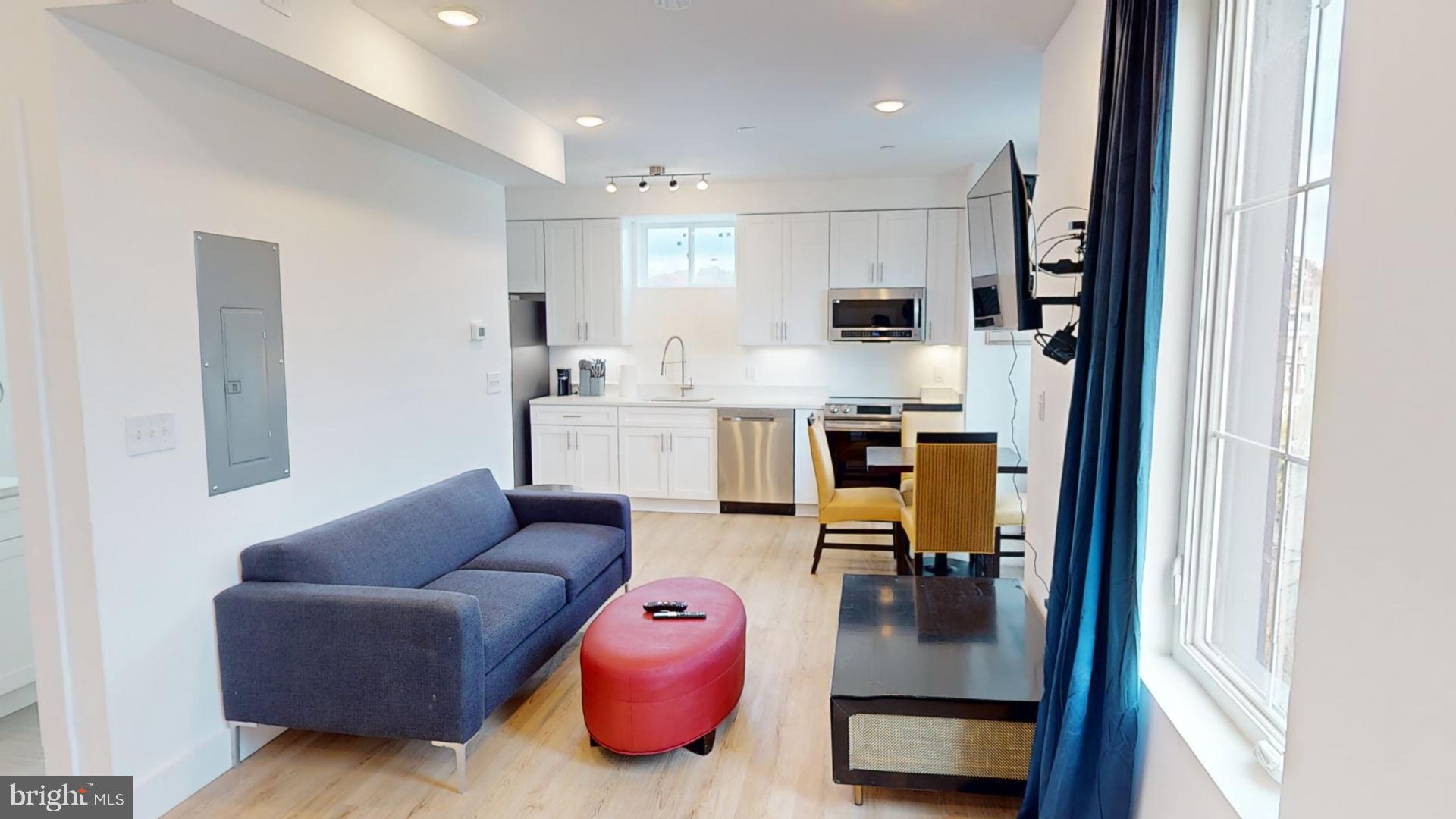 201 KENNEDY STREET NW 8