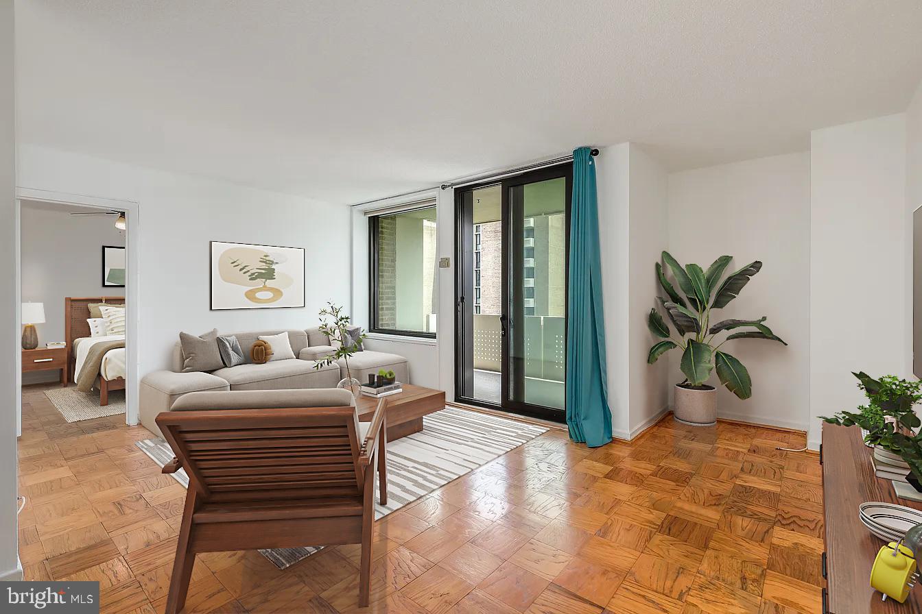 1250 4TH STREET SW W403