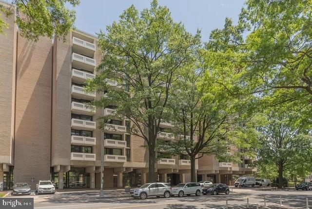 1250 4TH STREET SW W403