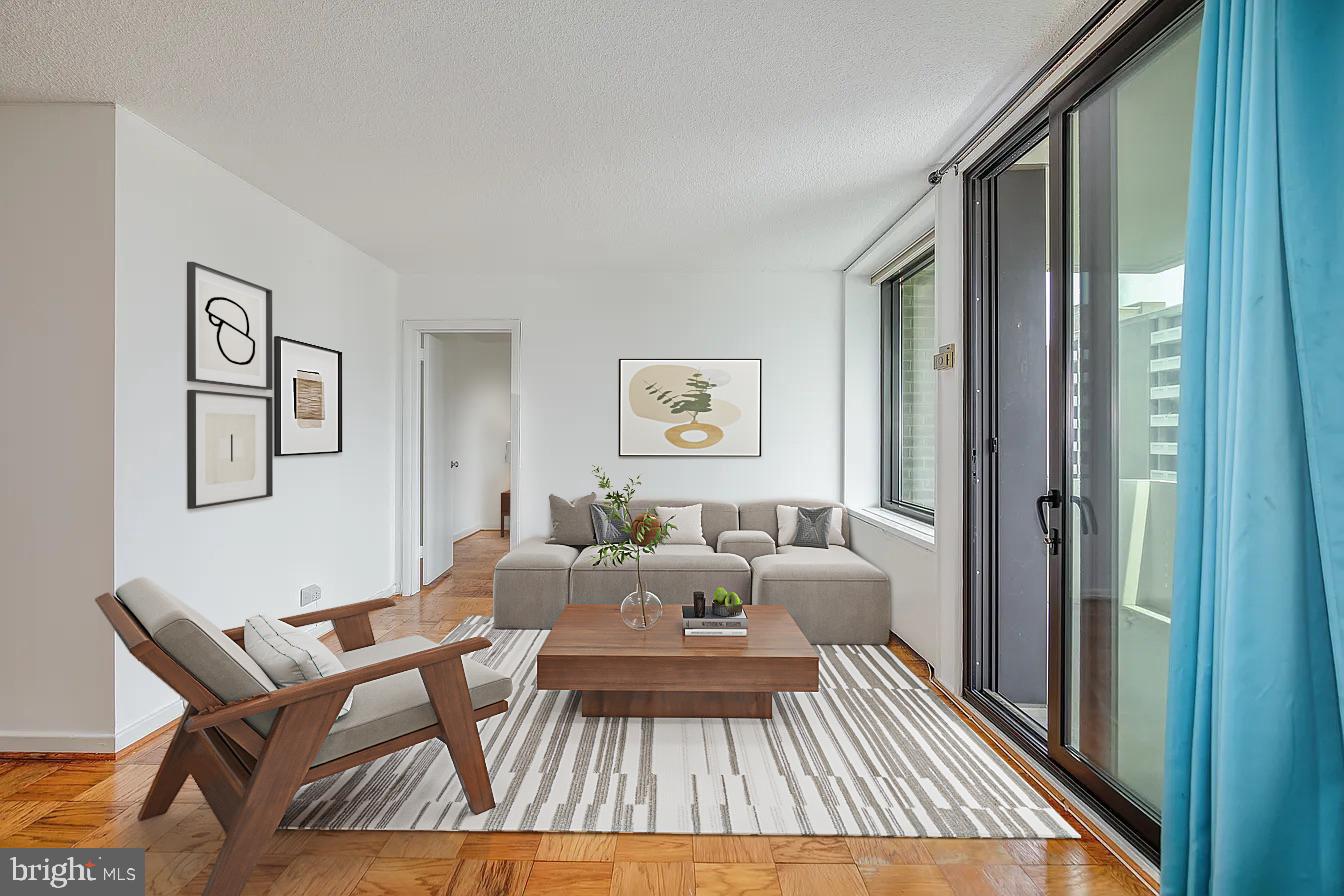 1250 4TH STREET SW W403