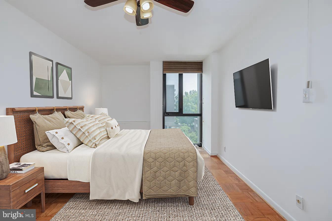 1250 4TH STREET SW W403