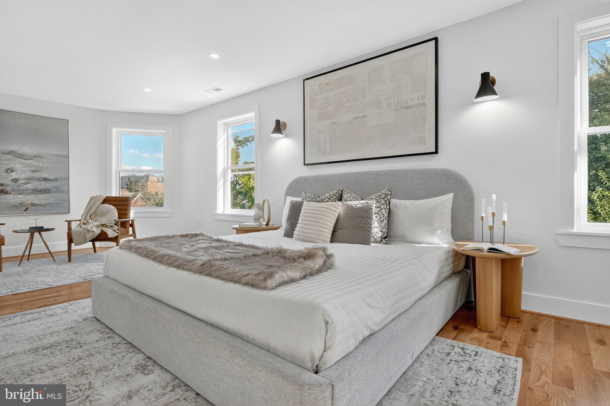 1923 JACKSON STREET NE