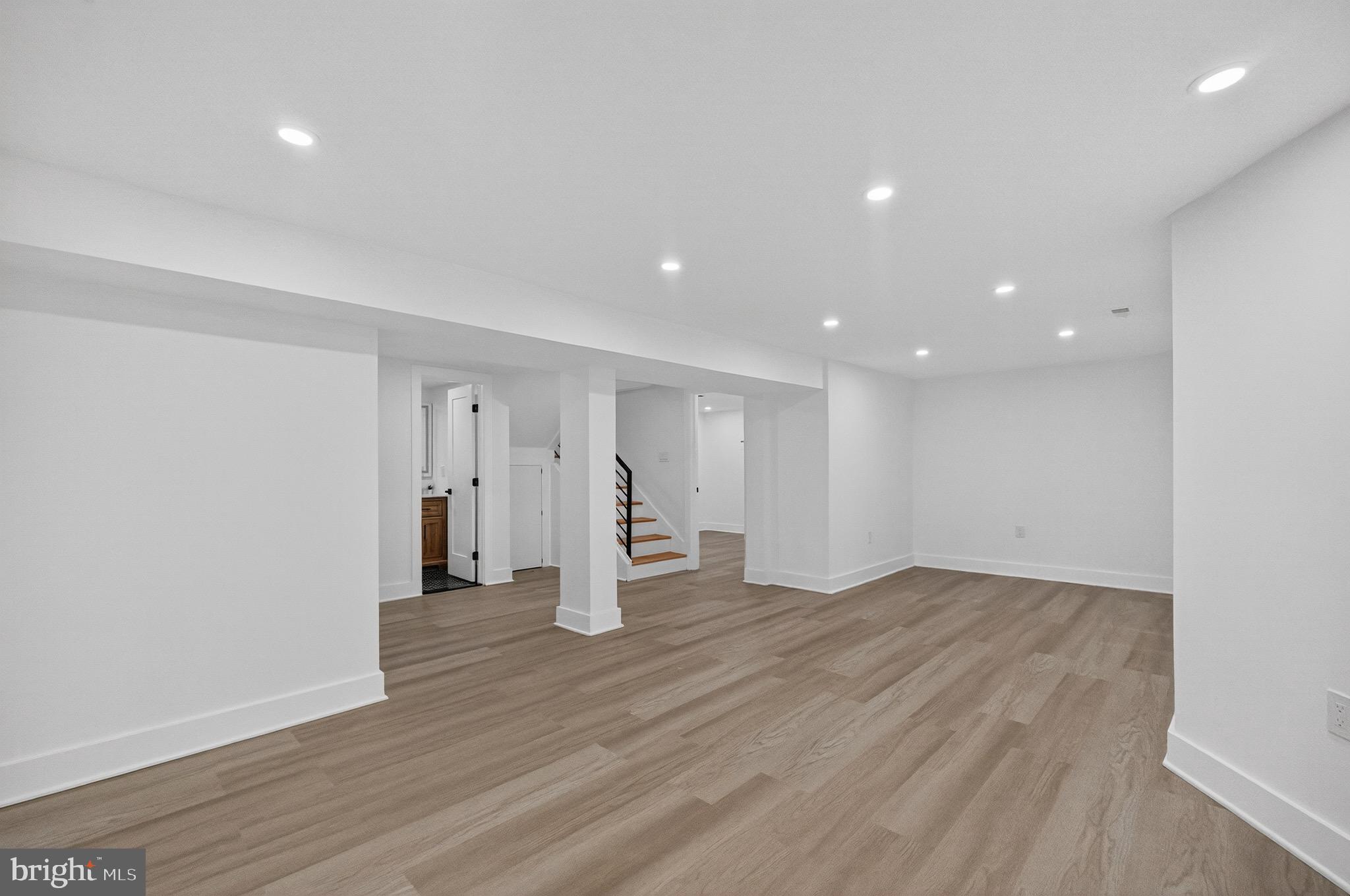 1923 JACKSON STREET NE