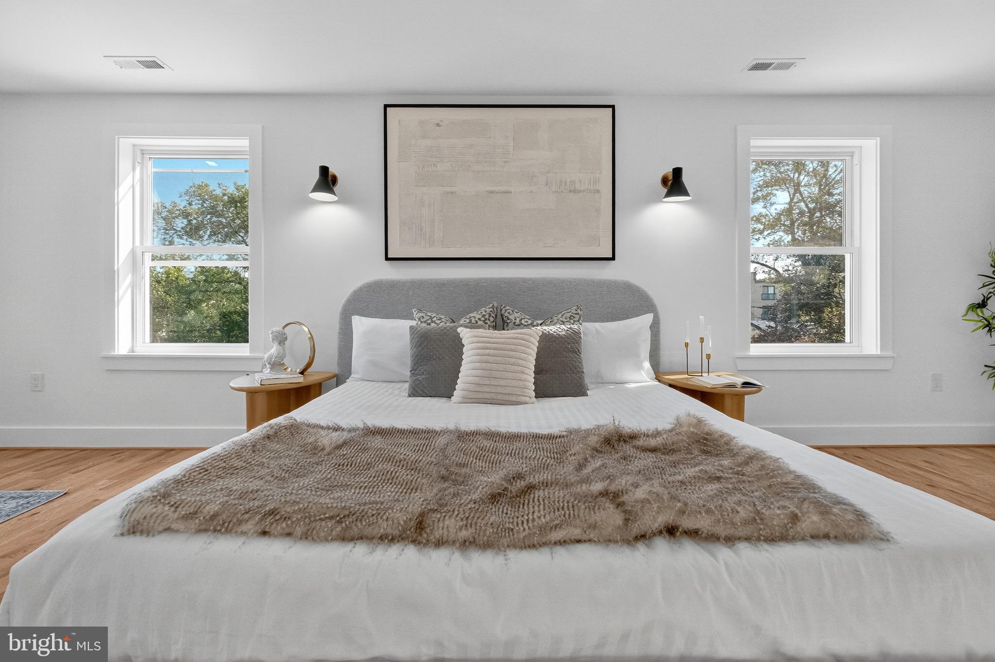 1923 JACKSON STREET NE