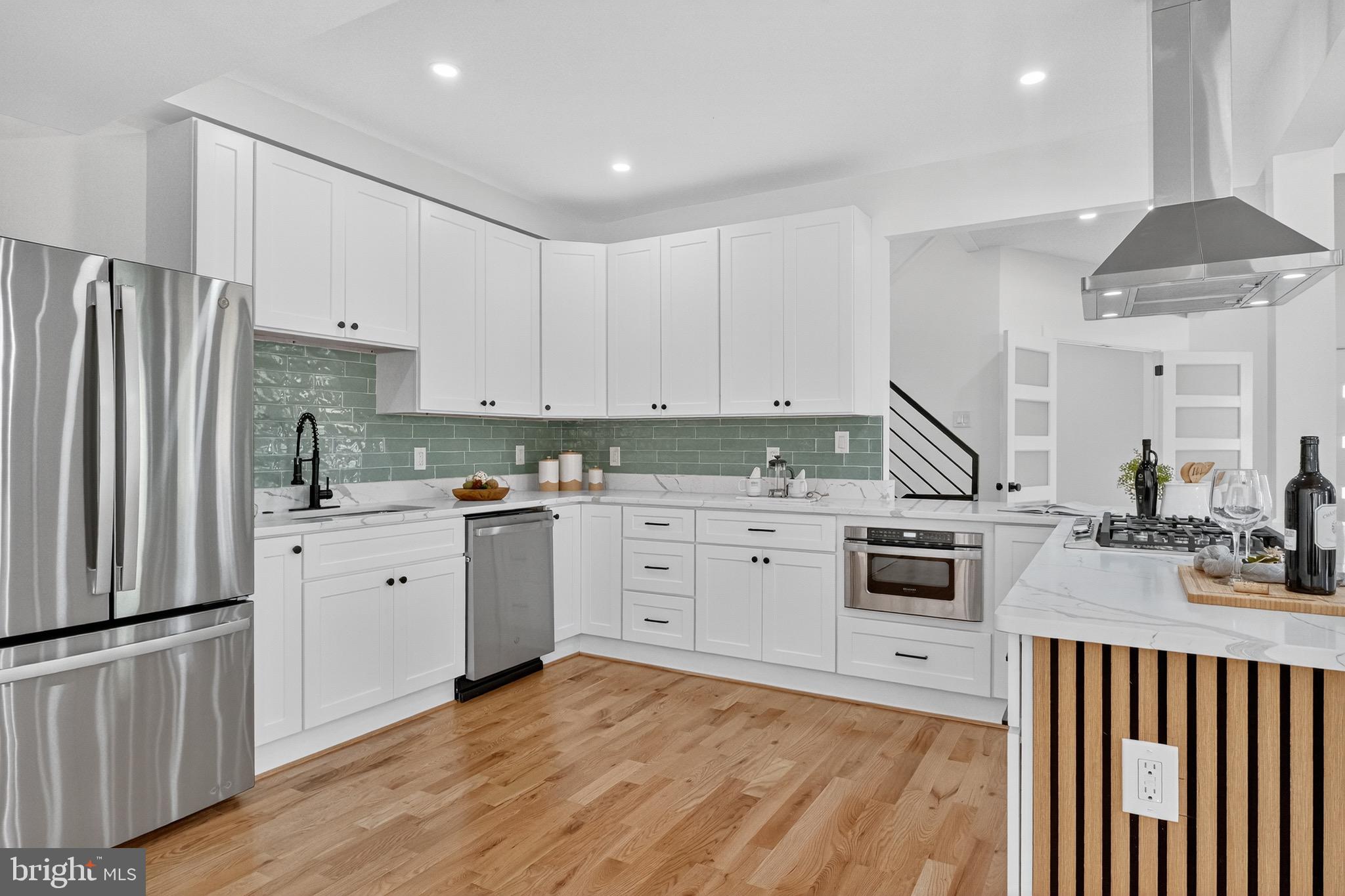 1923 JACKSON STREET NE