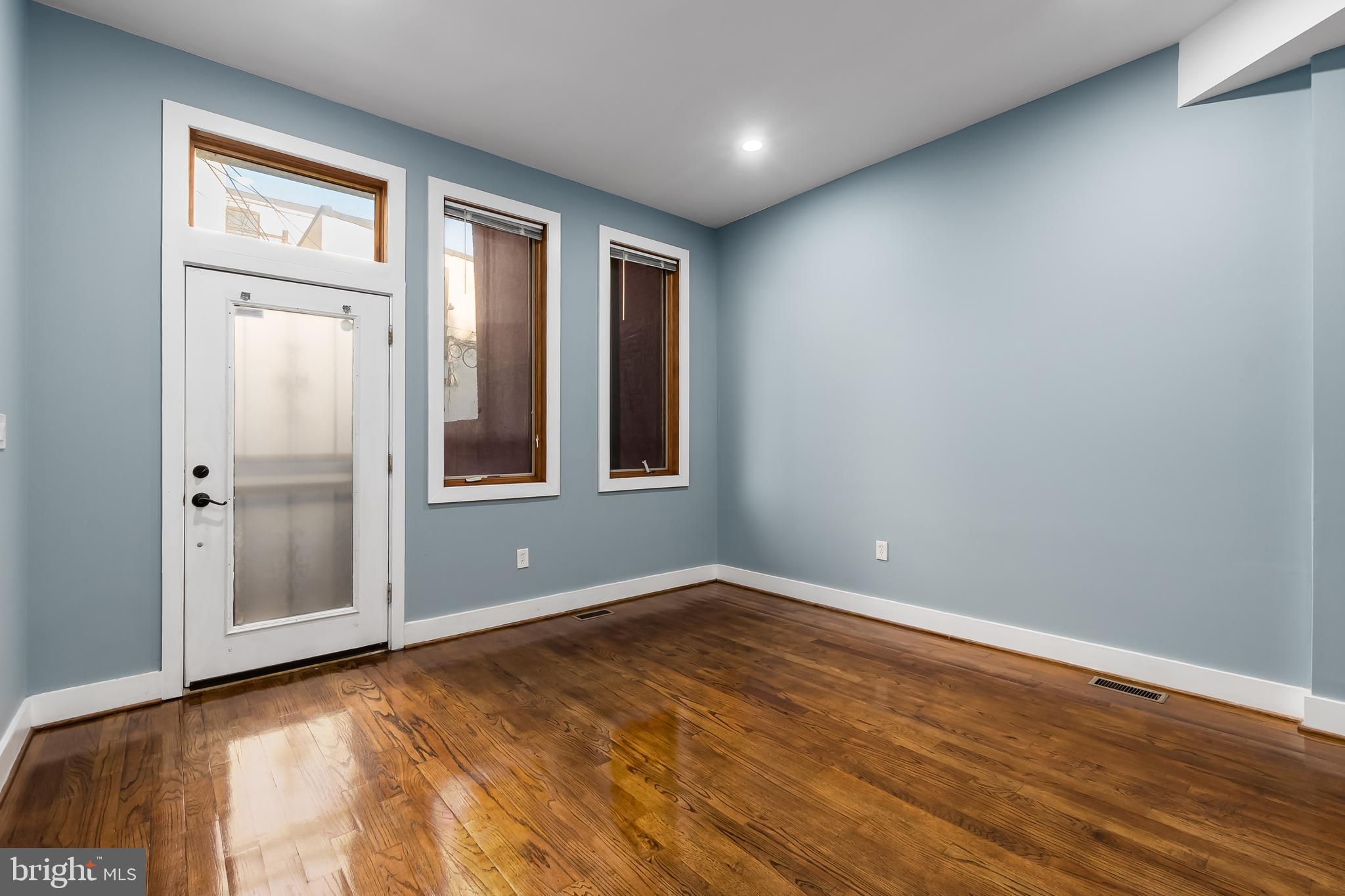 1553 9TH STREET NW A