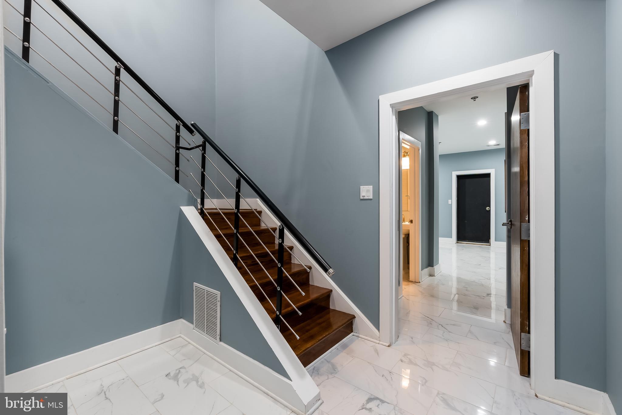 1553 9TH STREET NW A