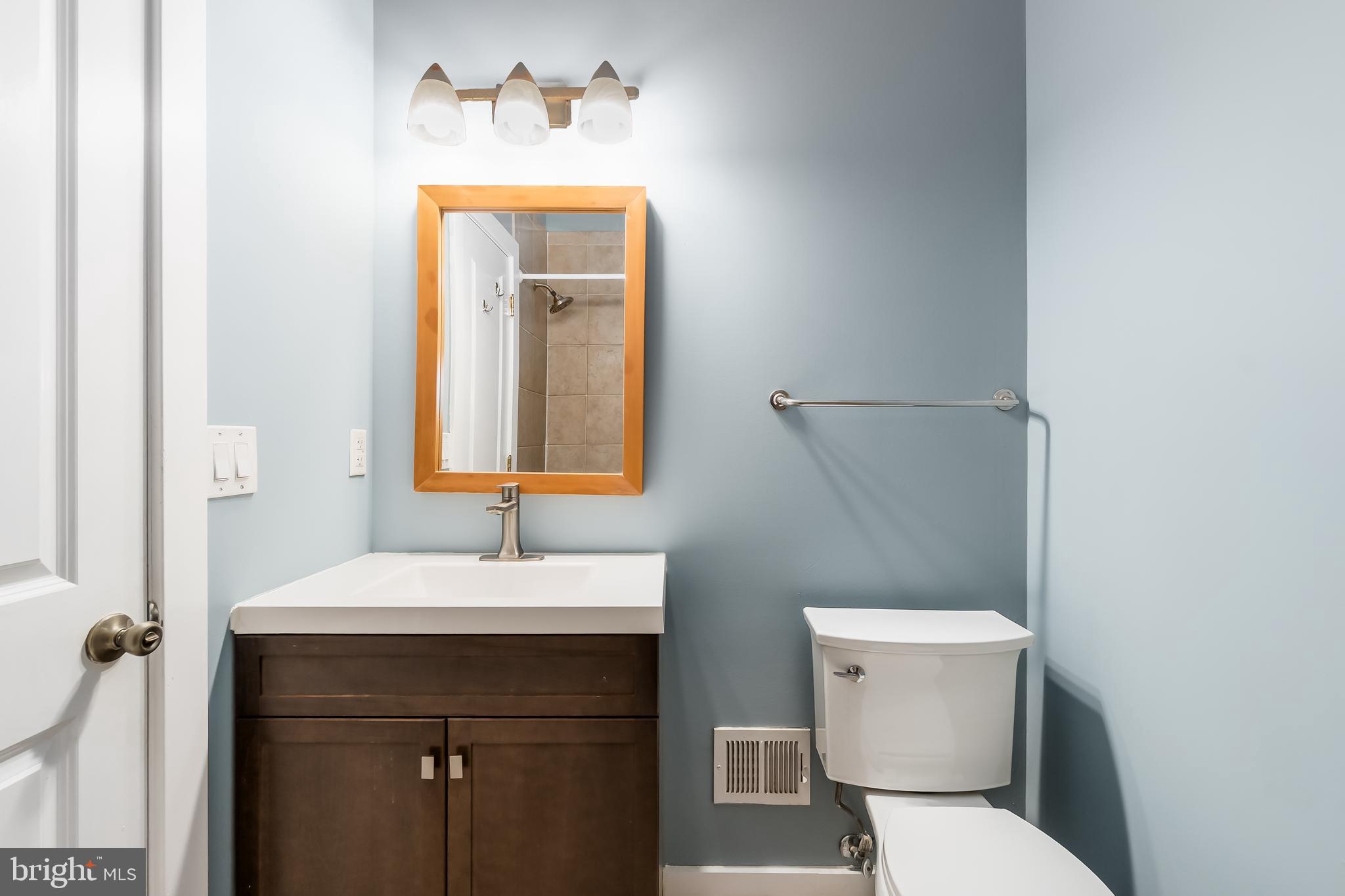 1553 9TH STREET NW A