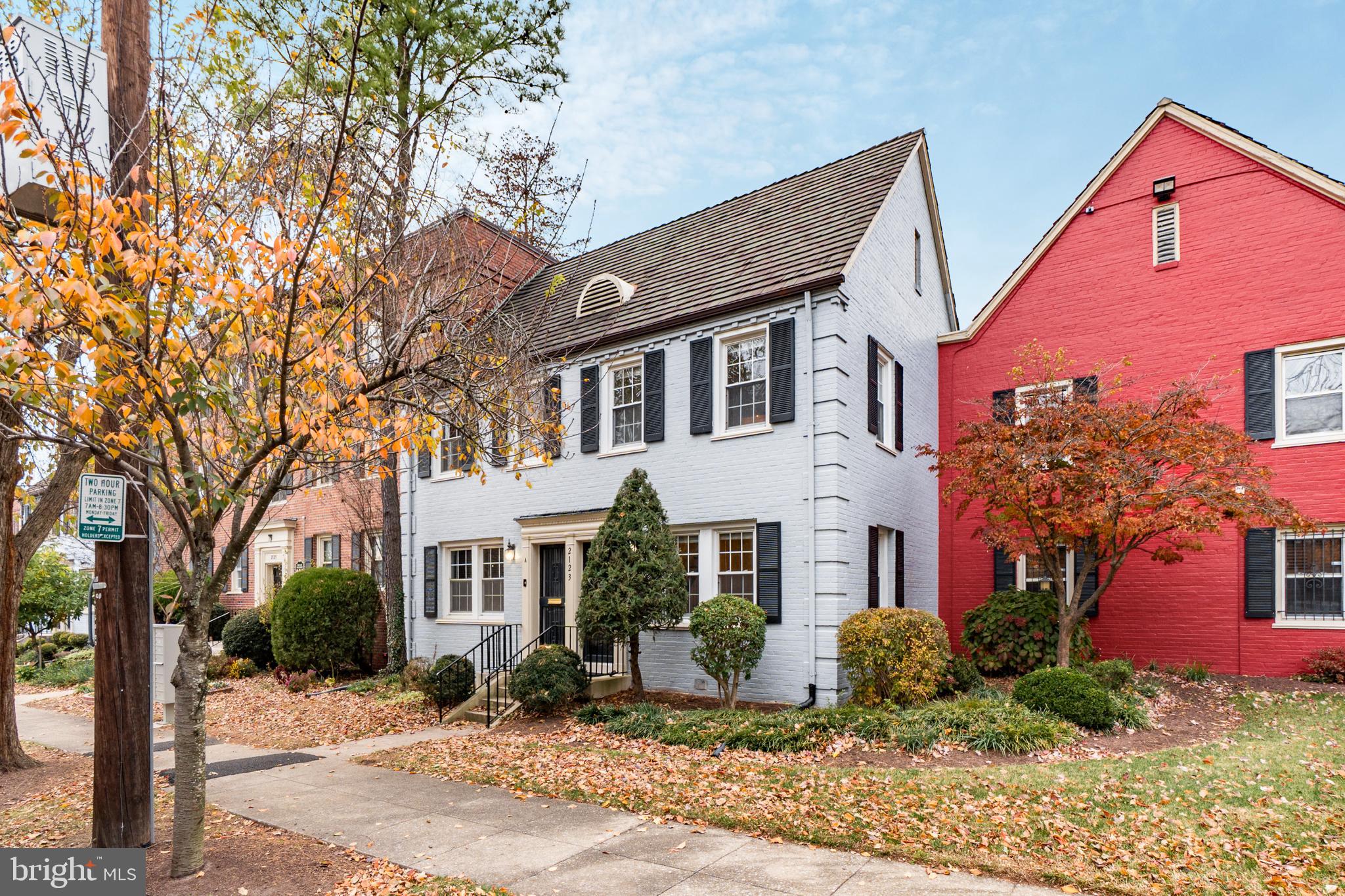 2123 SUITLAND TERRACE SE B