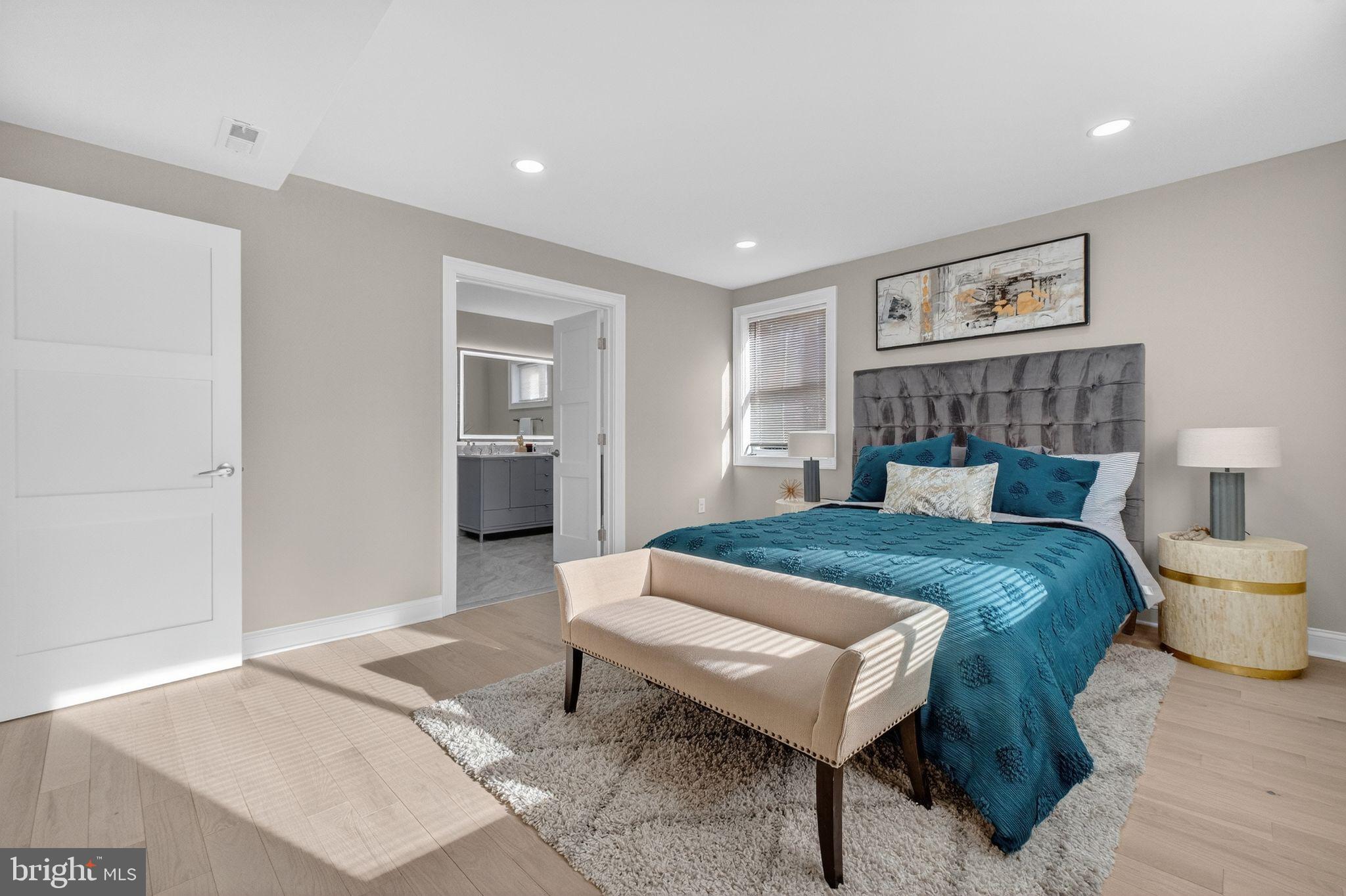 3151 NEWTON STREET NE