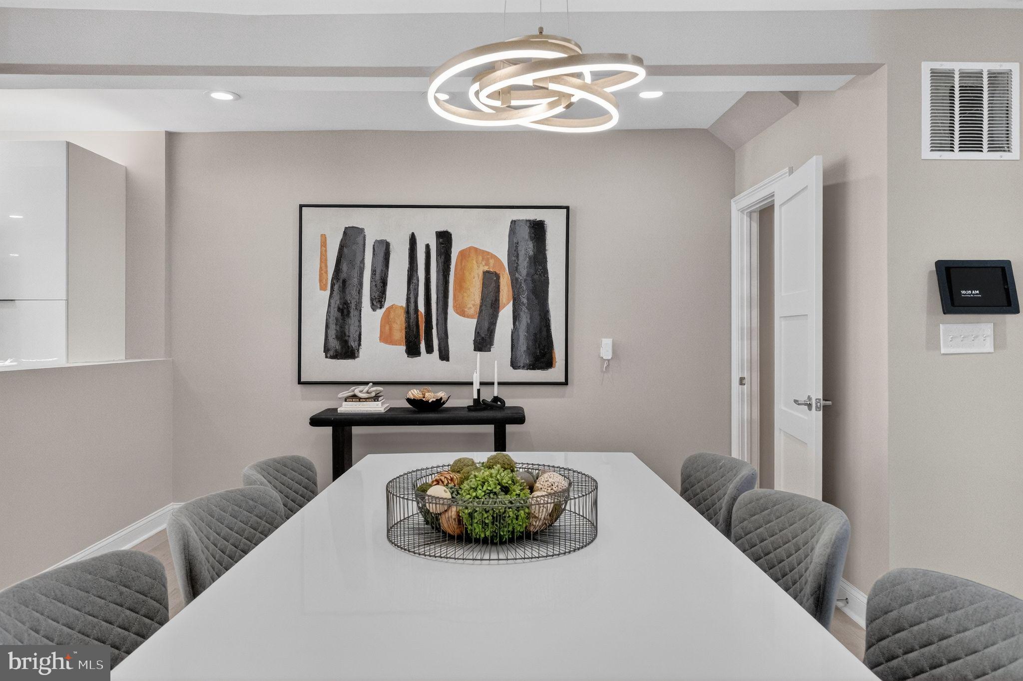 3151 NEWTON STREET NE