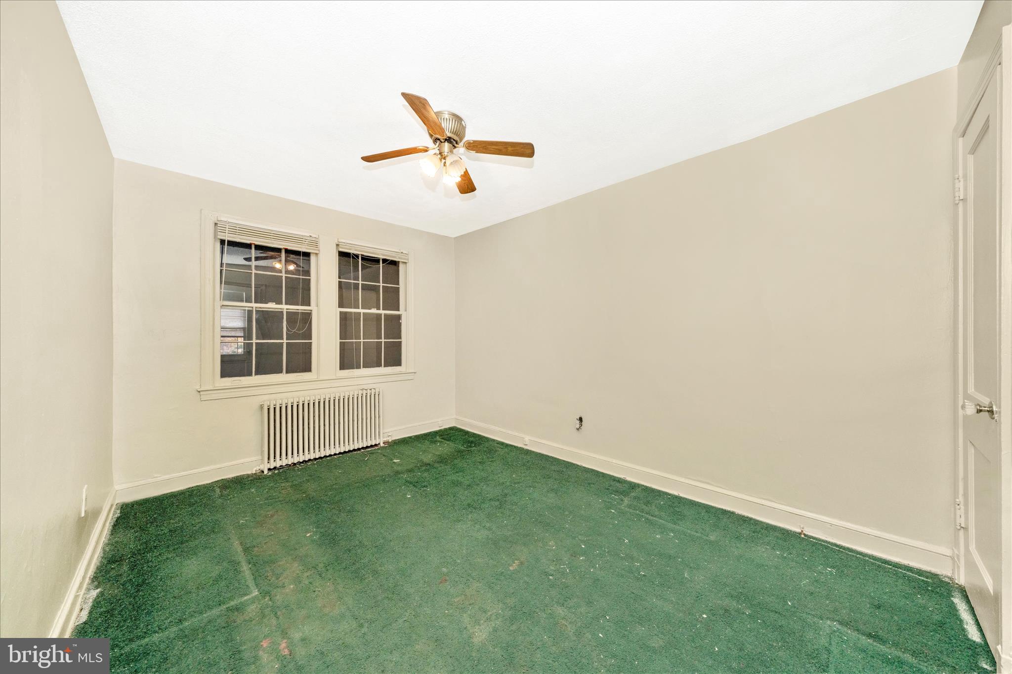 2513-2515 22ND STREET NE