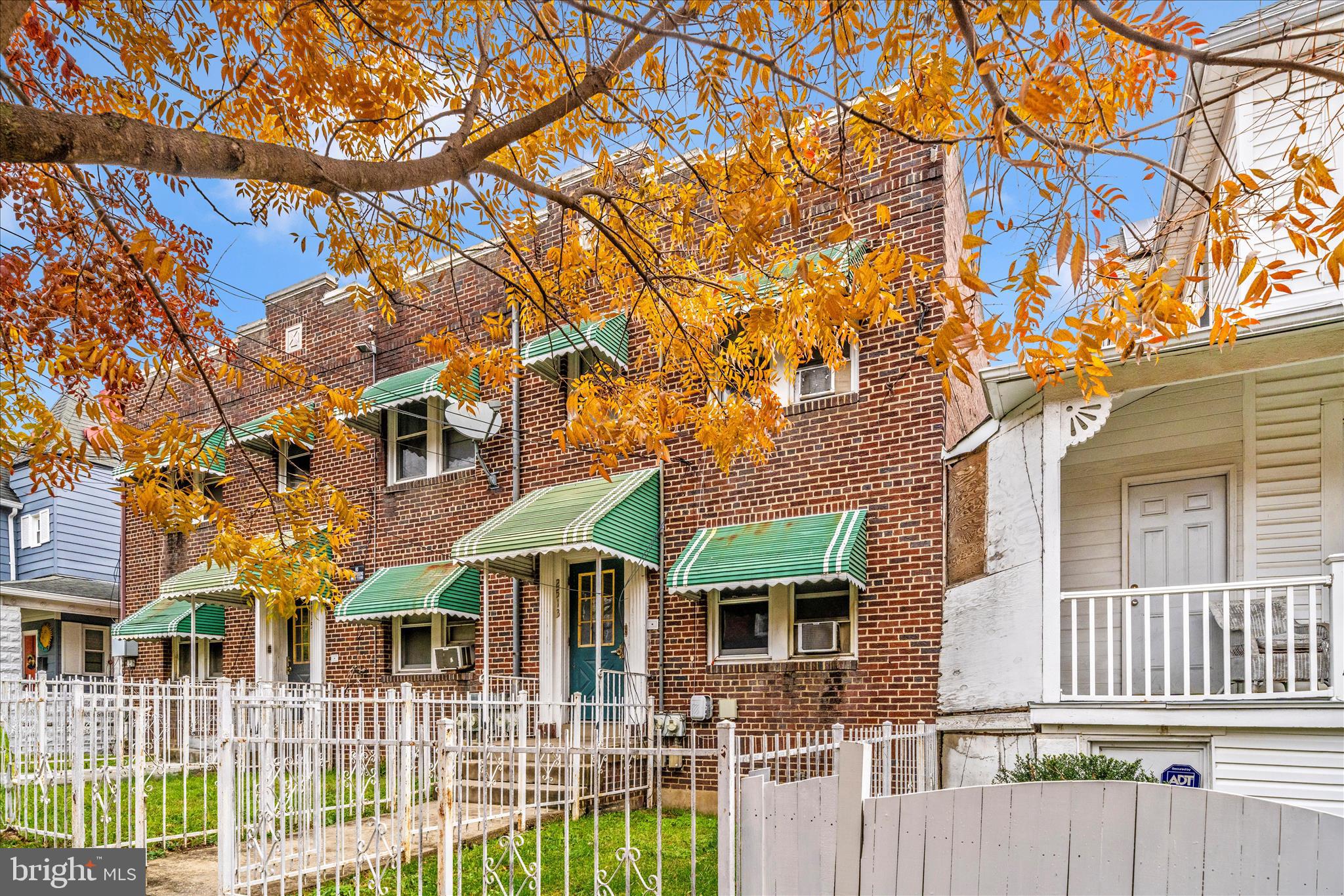 2513-2515 22ND STREET NE