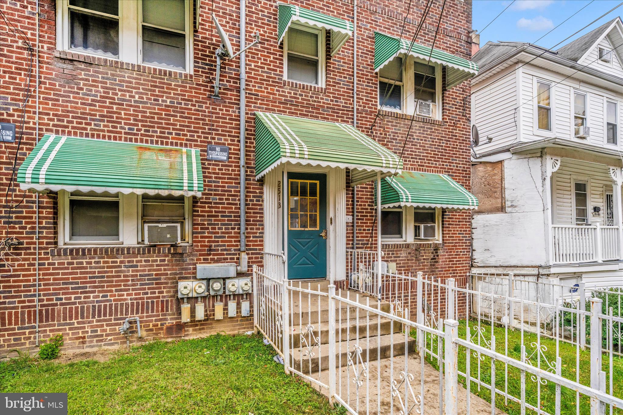 2513-2515 22ND STREET NE