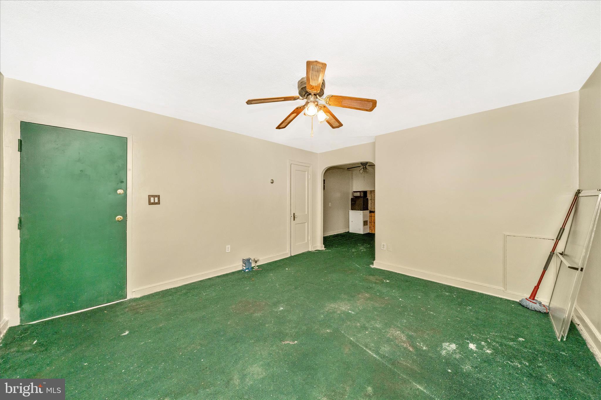 2513-2515 22ND STREET NE