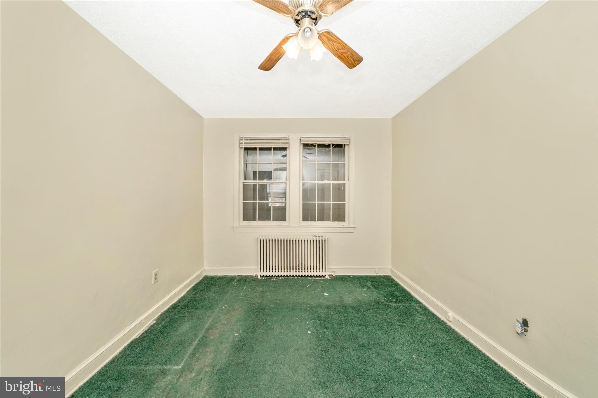 2513-2515 22ND STREET NE