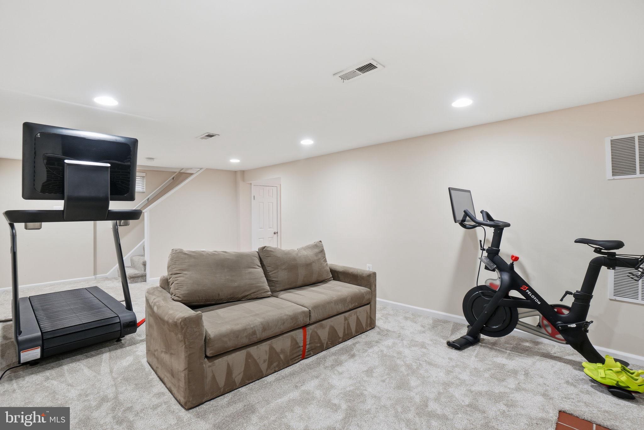 31 MILMARSON PLACE NW