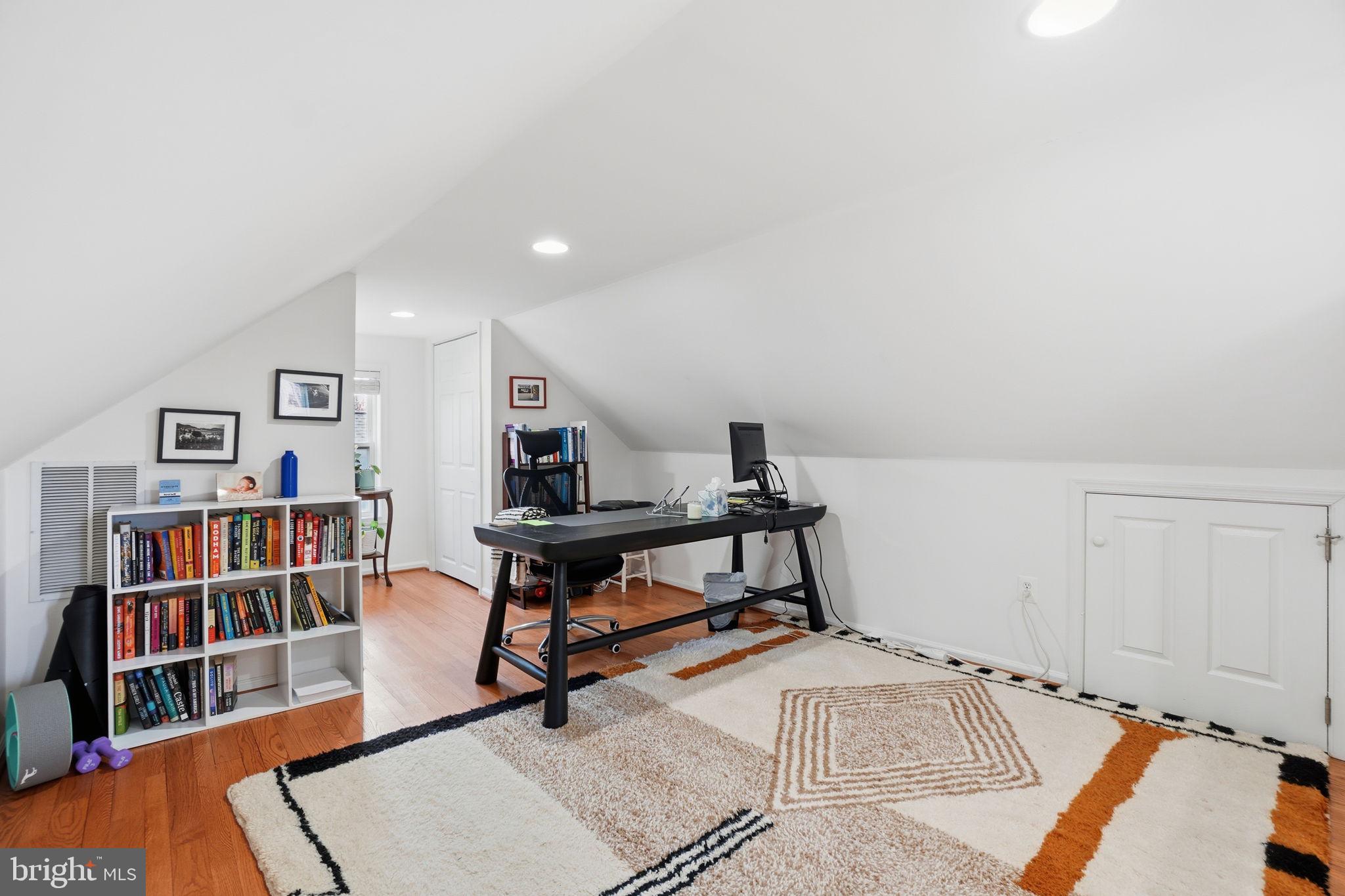 31 MILMARSON PLACE NW