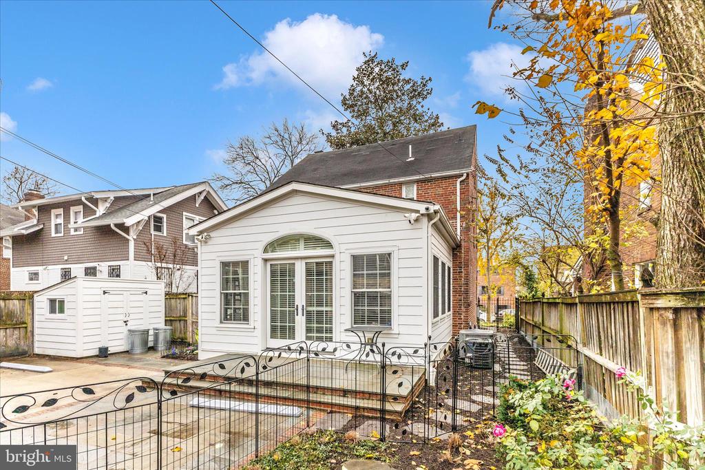 31 MILMARSON PLACE NW