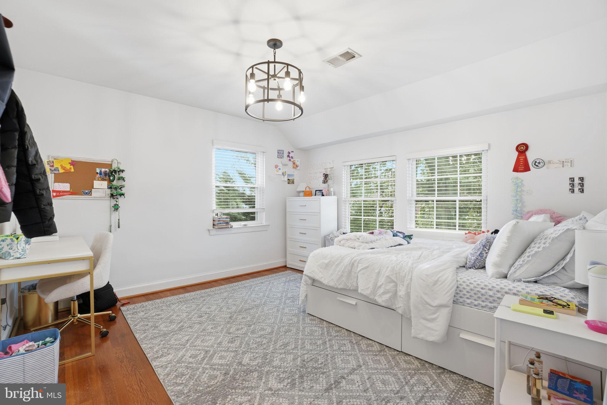 31 MILMARSON PLACE NW