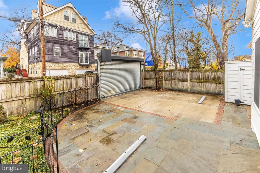 31 MILMARSON PLACE NW