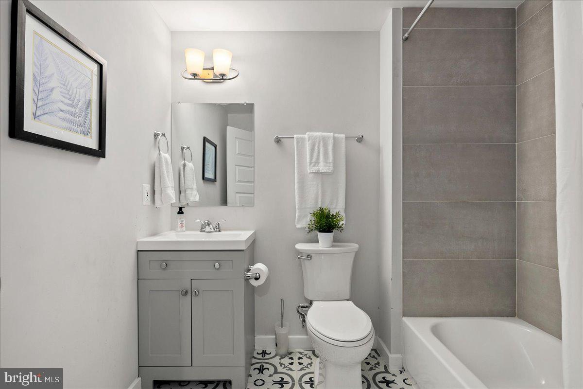 2503 BURNS STREET SE