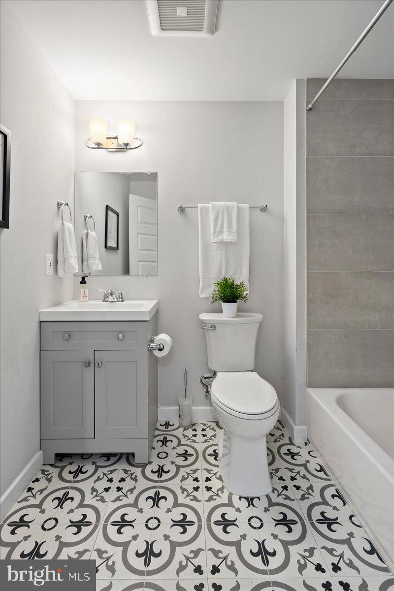 2503 BURNS STREET SE