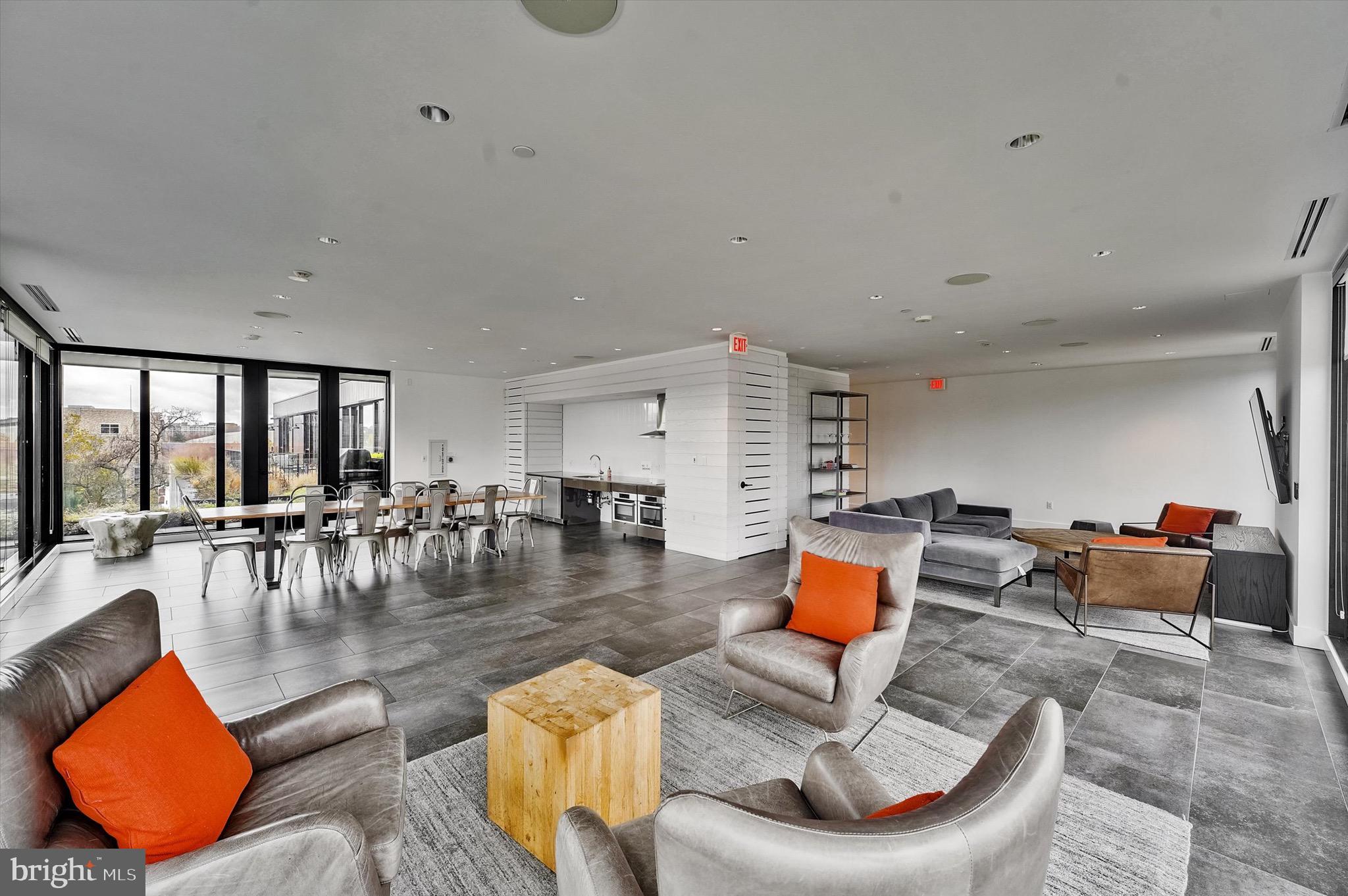 57 N N ST STREET NW 125