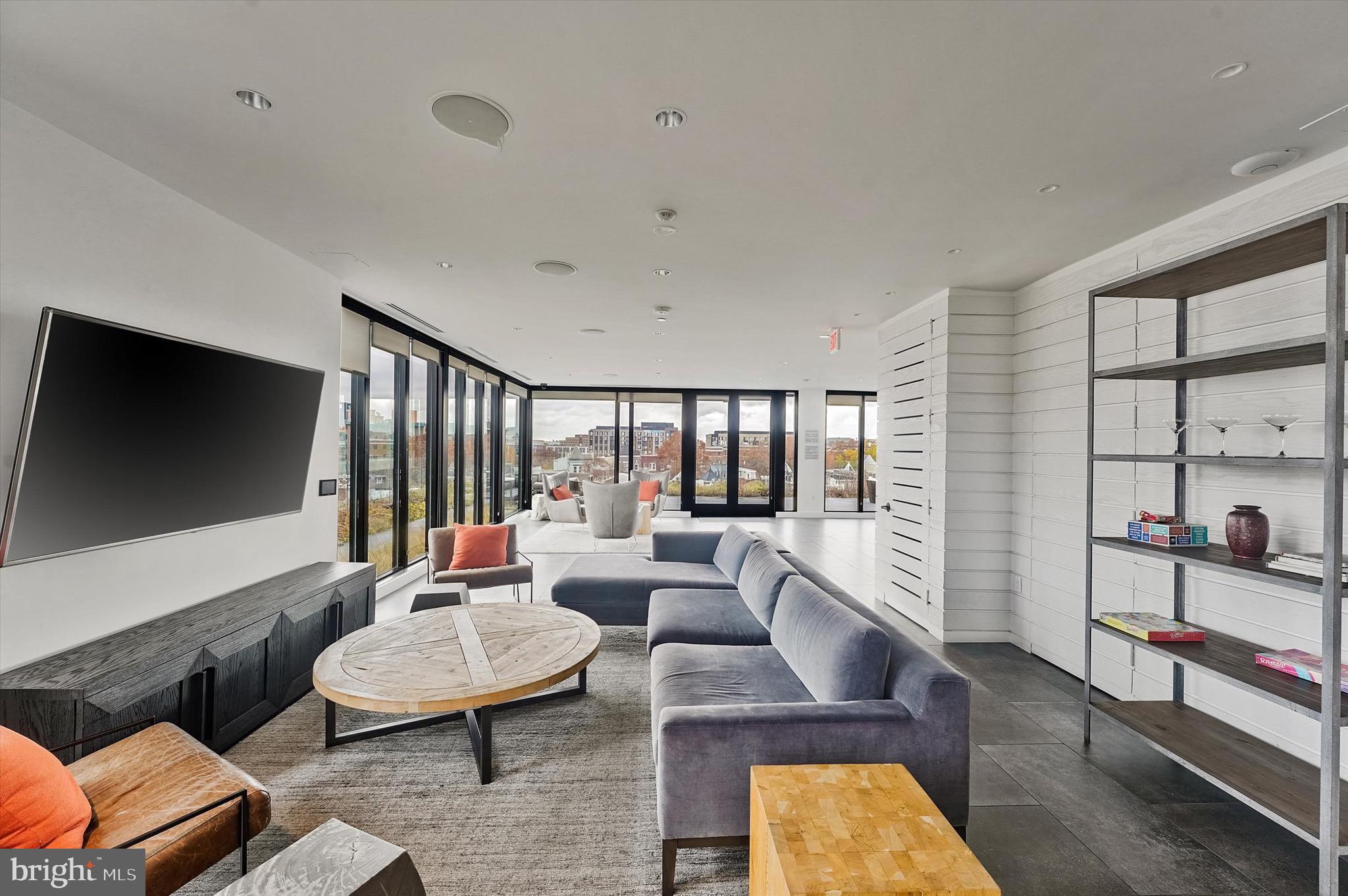 57 N N ST STREET NW 125