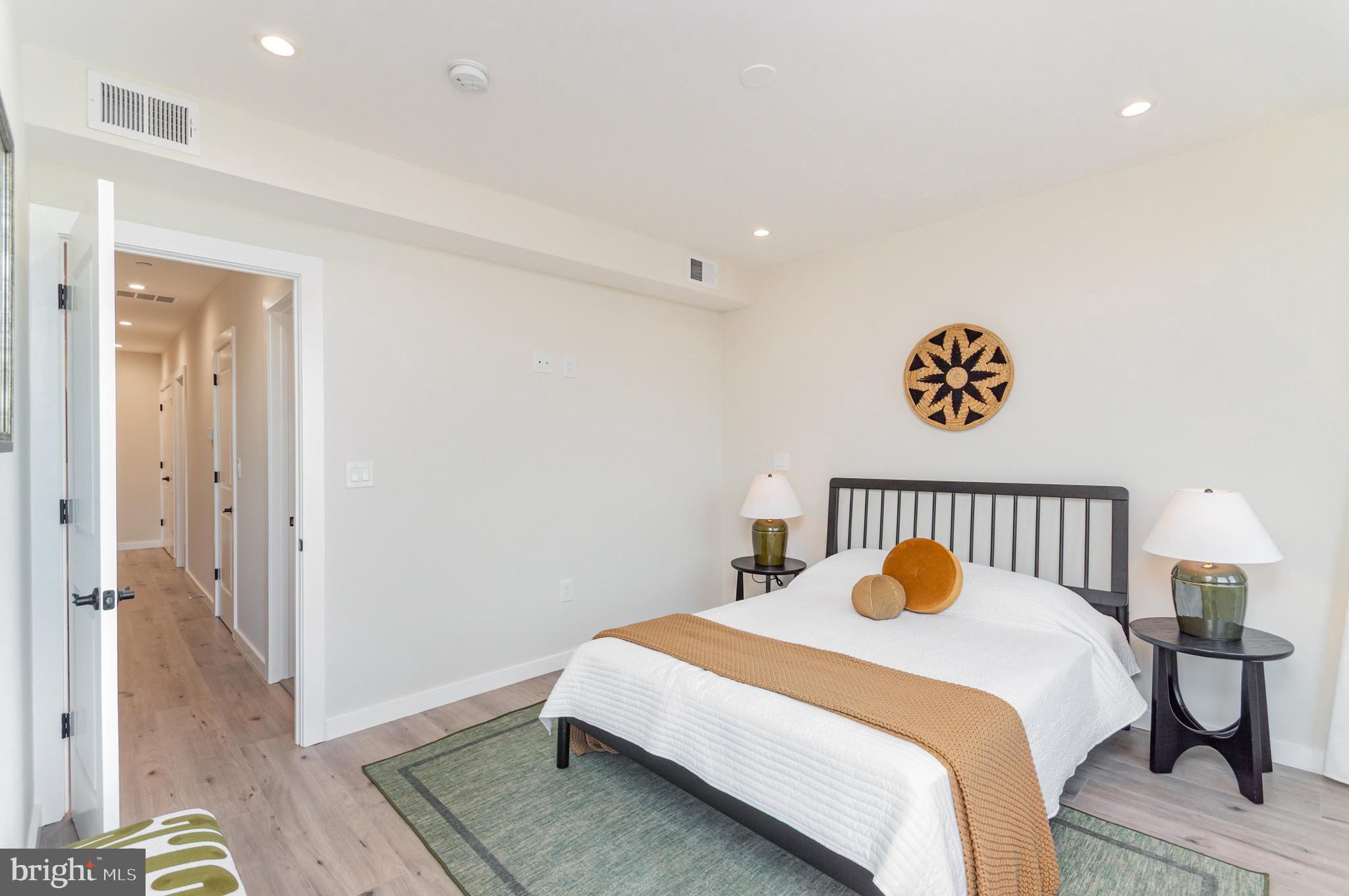 2116 4TH STREET NE B