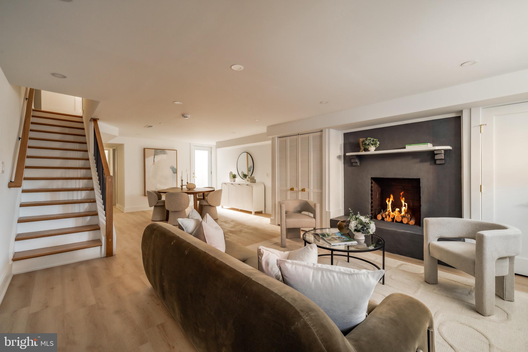 932 FRENCH STREET NW