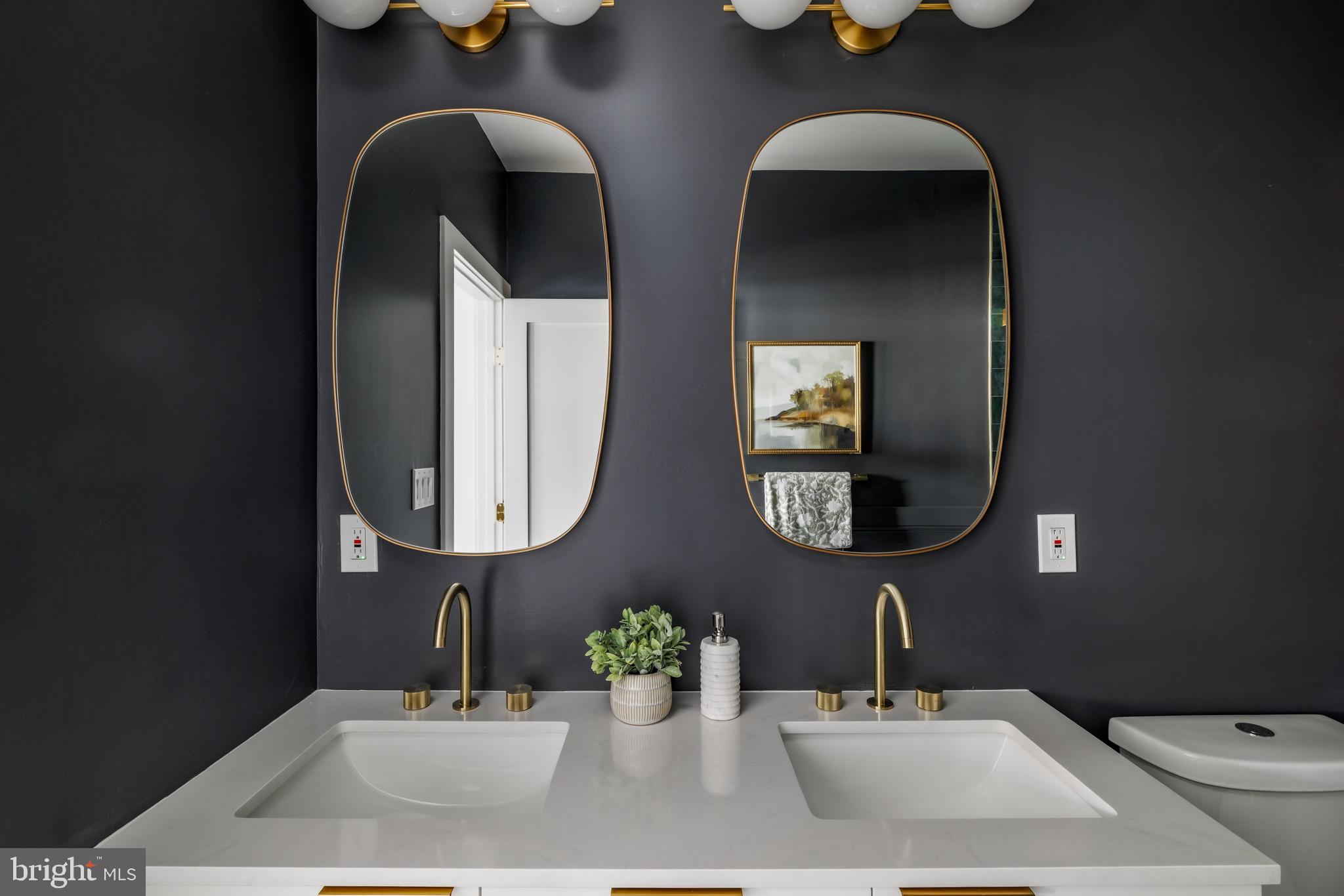 932 FRENCH STREET NW