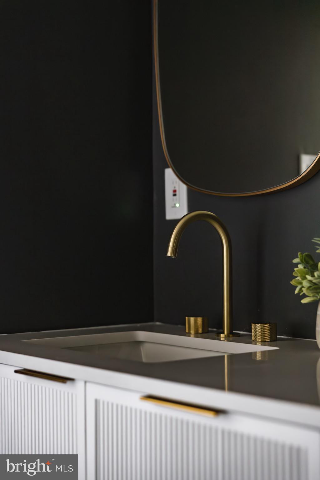 932 FRENCH STREET NW