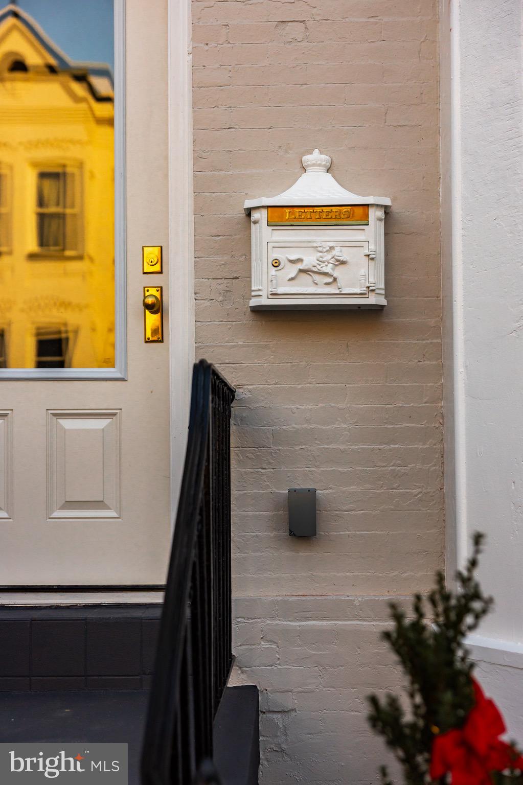 932 FRENCH STREET NW