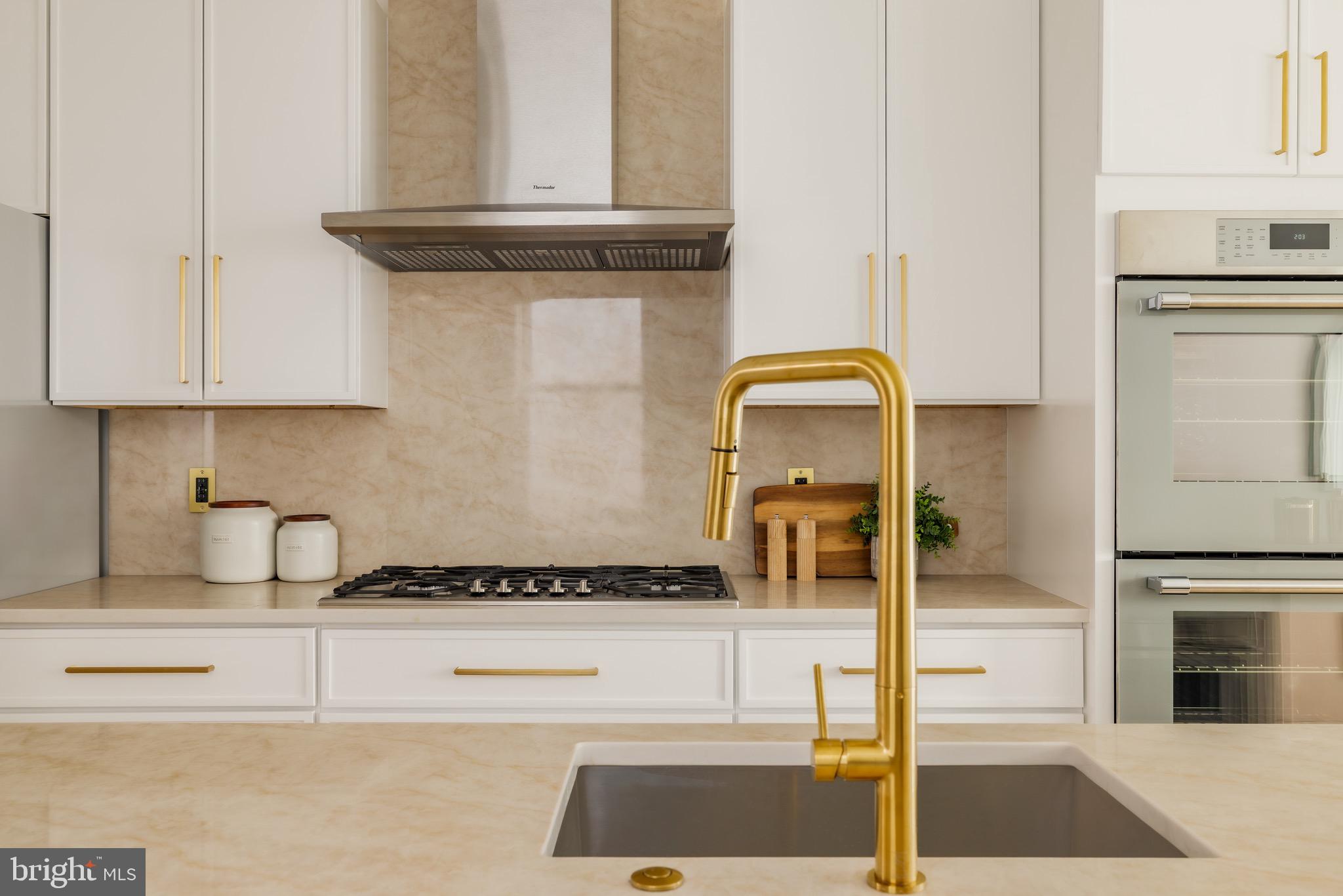 932 FRENCH STREET NW