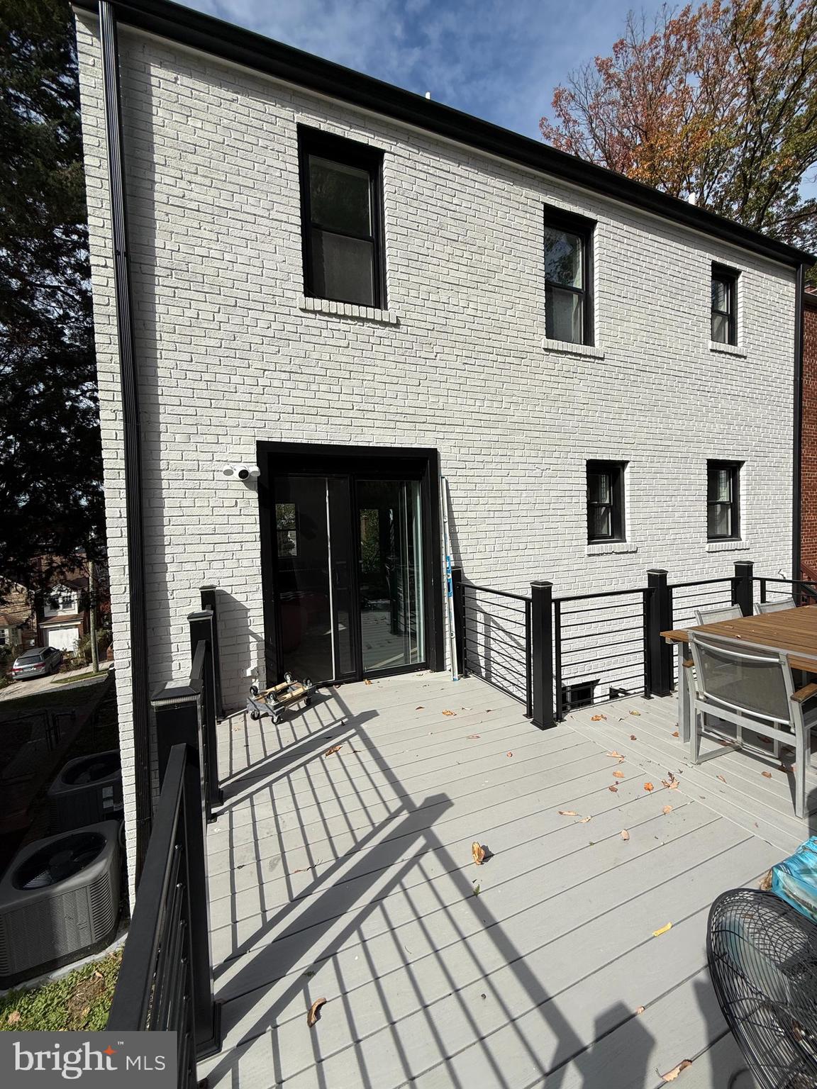 3323 CARPENTER STREET SE