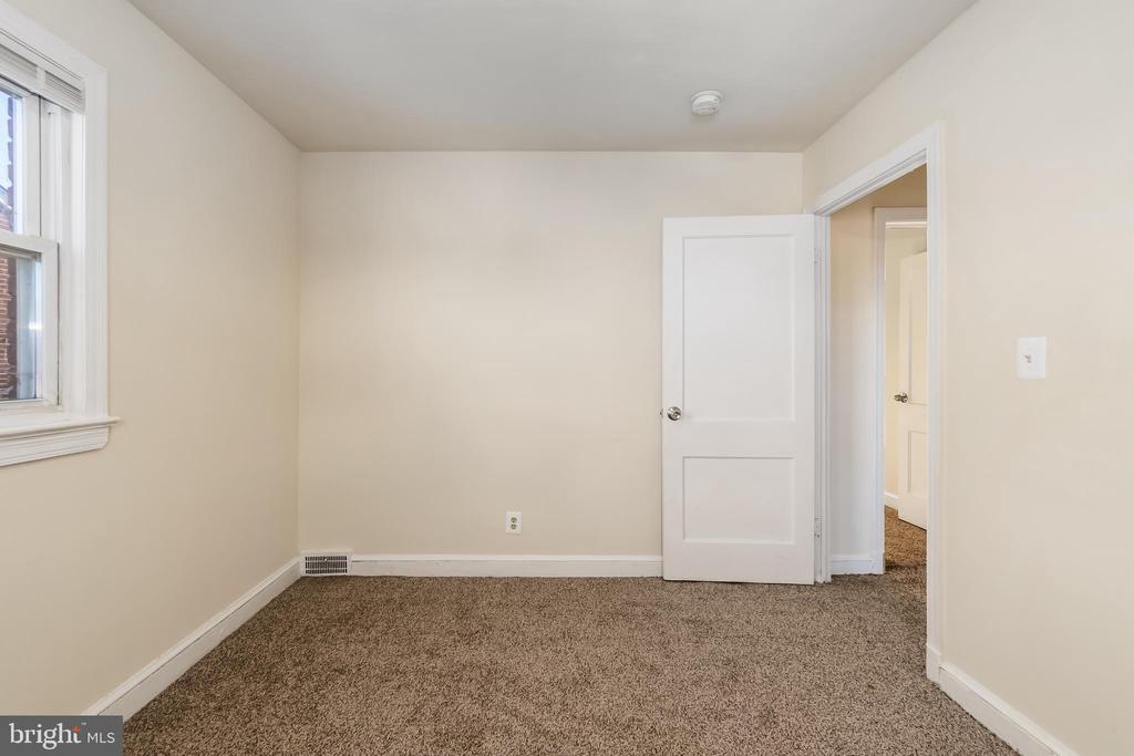 2010 T STREET SE
