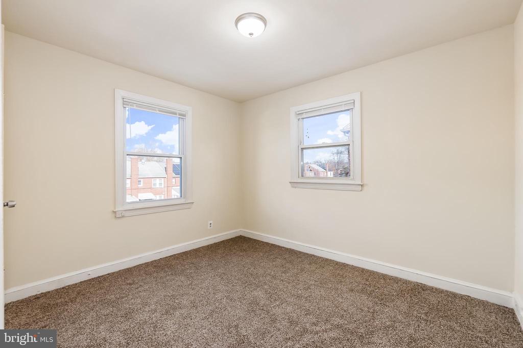 2010 T STREET SE