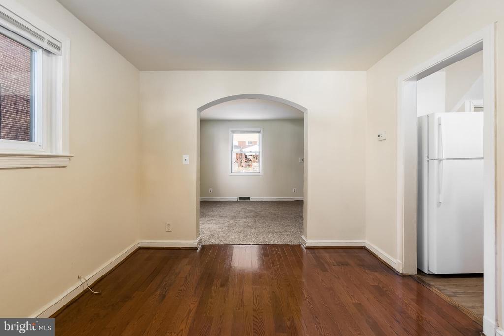 2010 T STREET SE