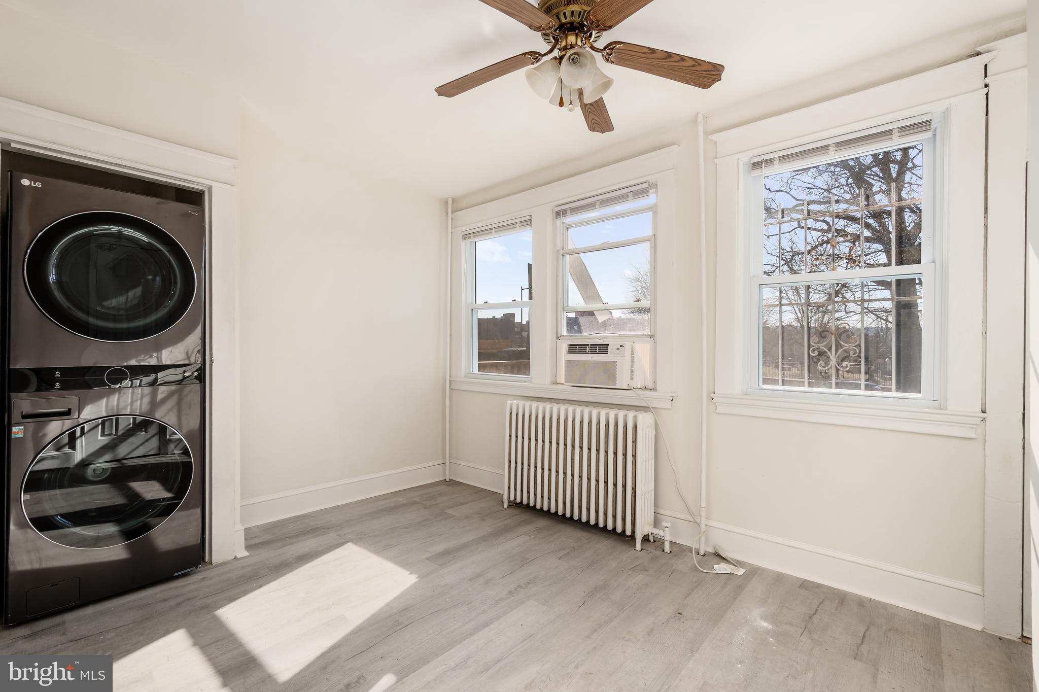 1805 POTOMAC AVENUE SE