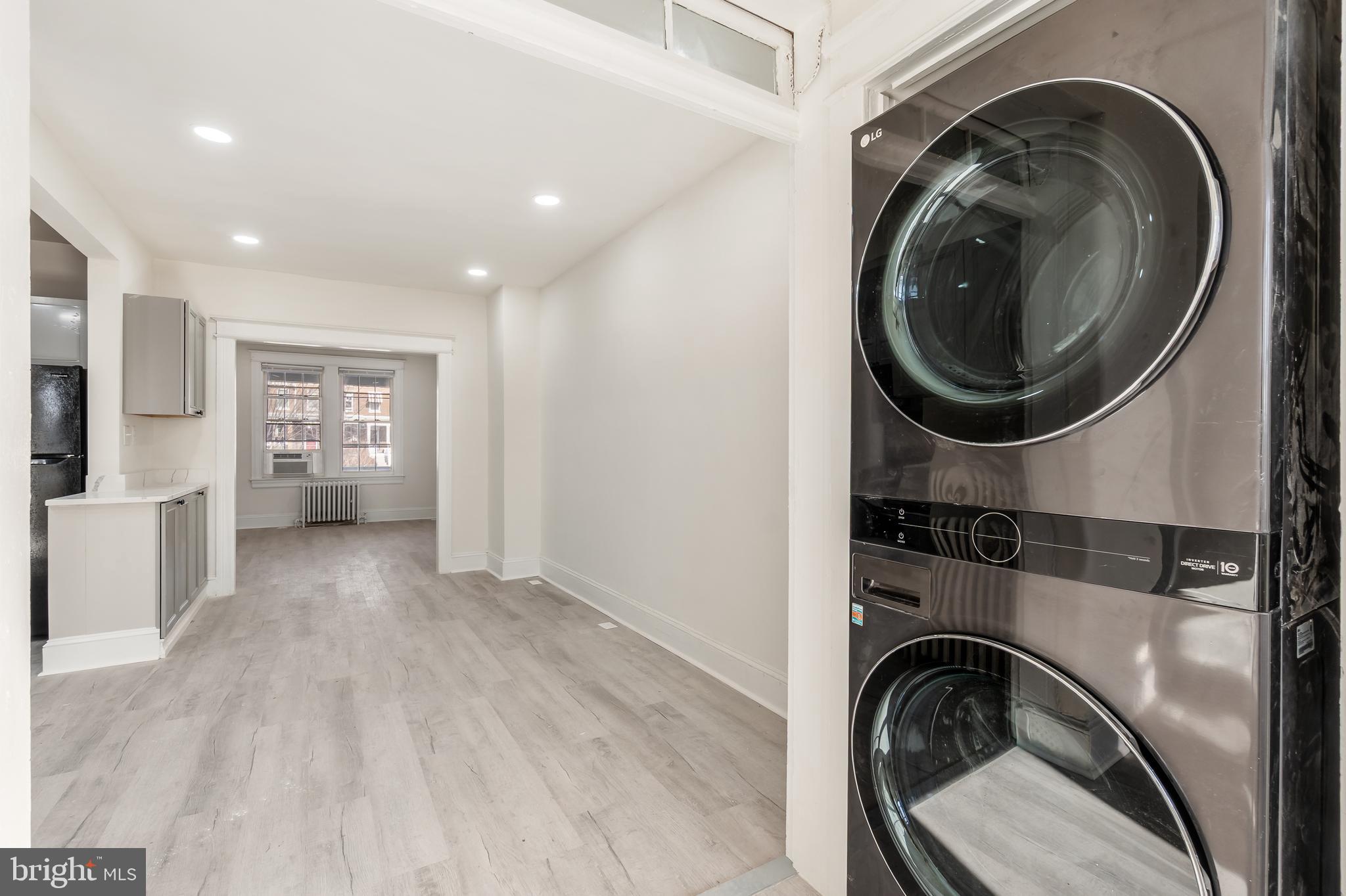 1805 POTOMAC AVENUE SE