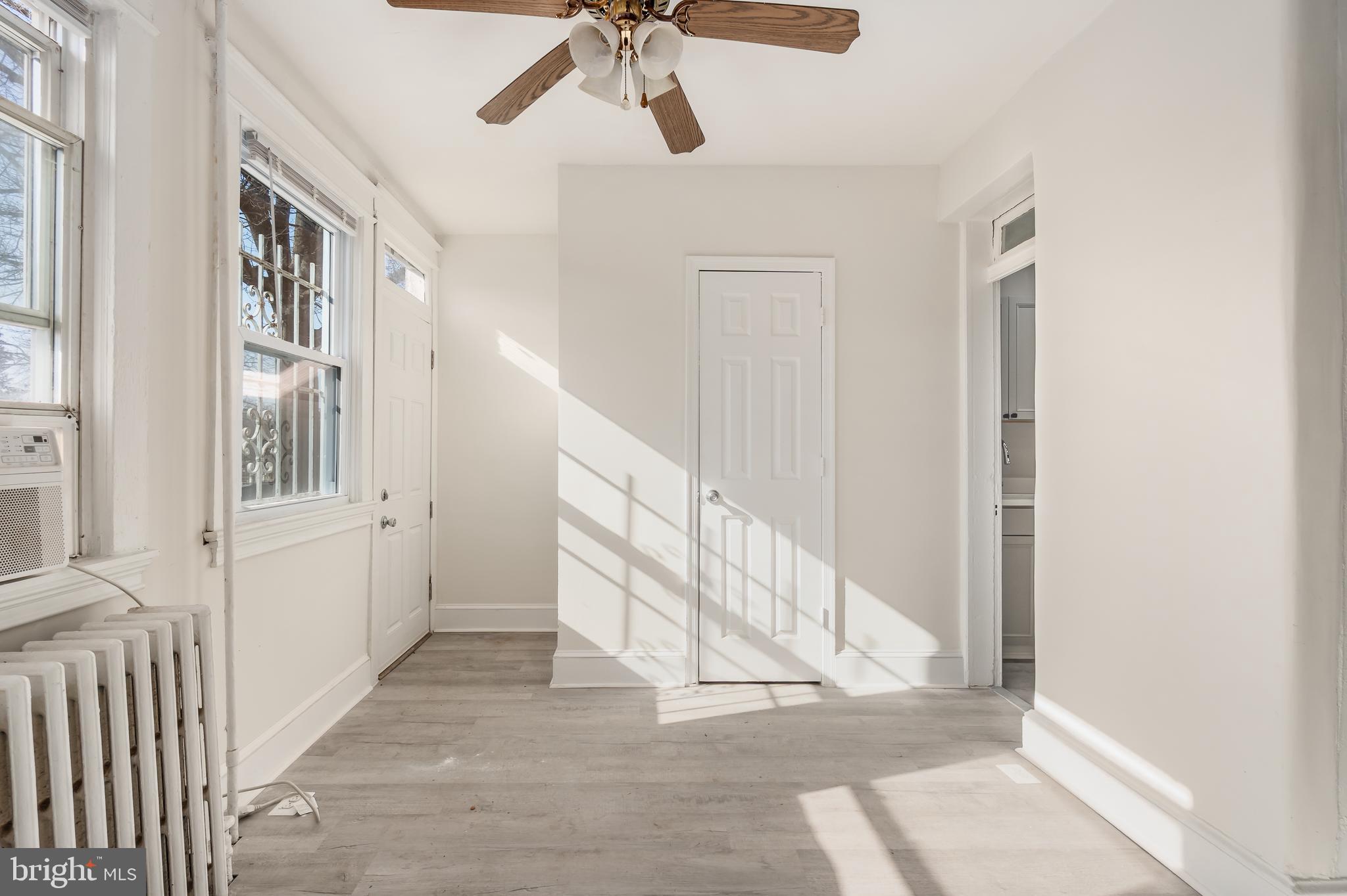 1805 POTOMAC AVENUE SE