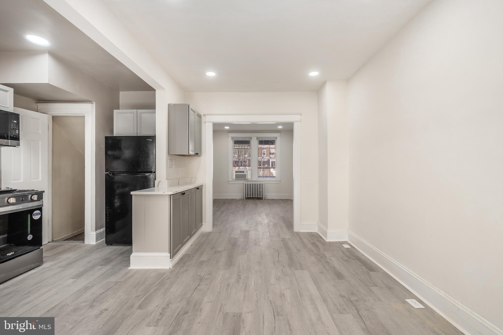 1805 POTOMAC AVENUE SE