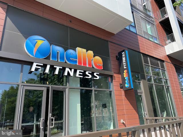 3871 PORTER STREET NW E293