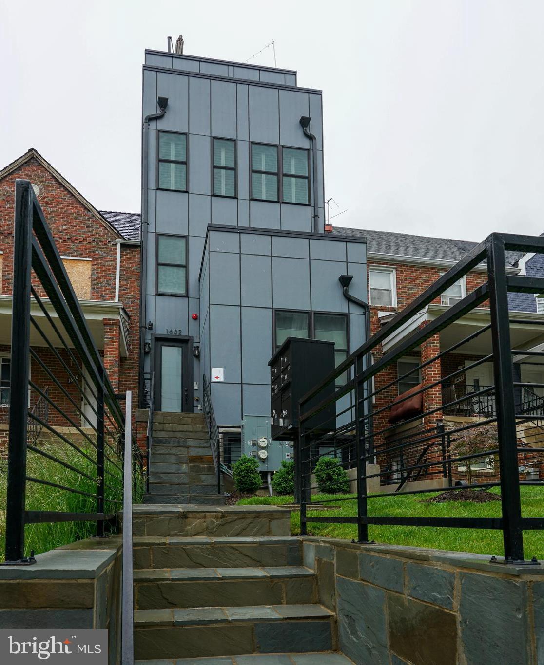 1632 K STREET NE PH