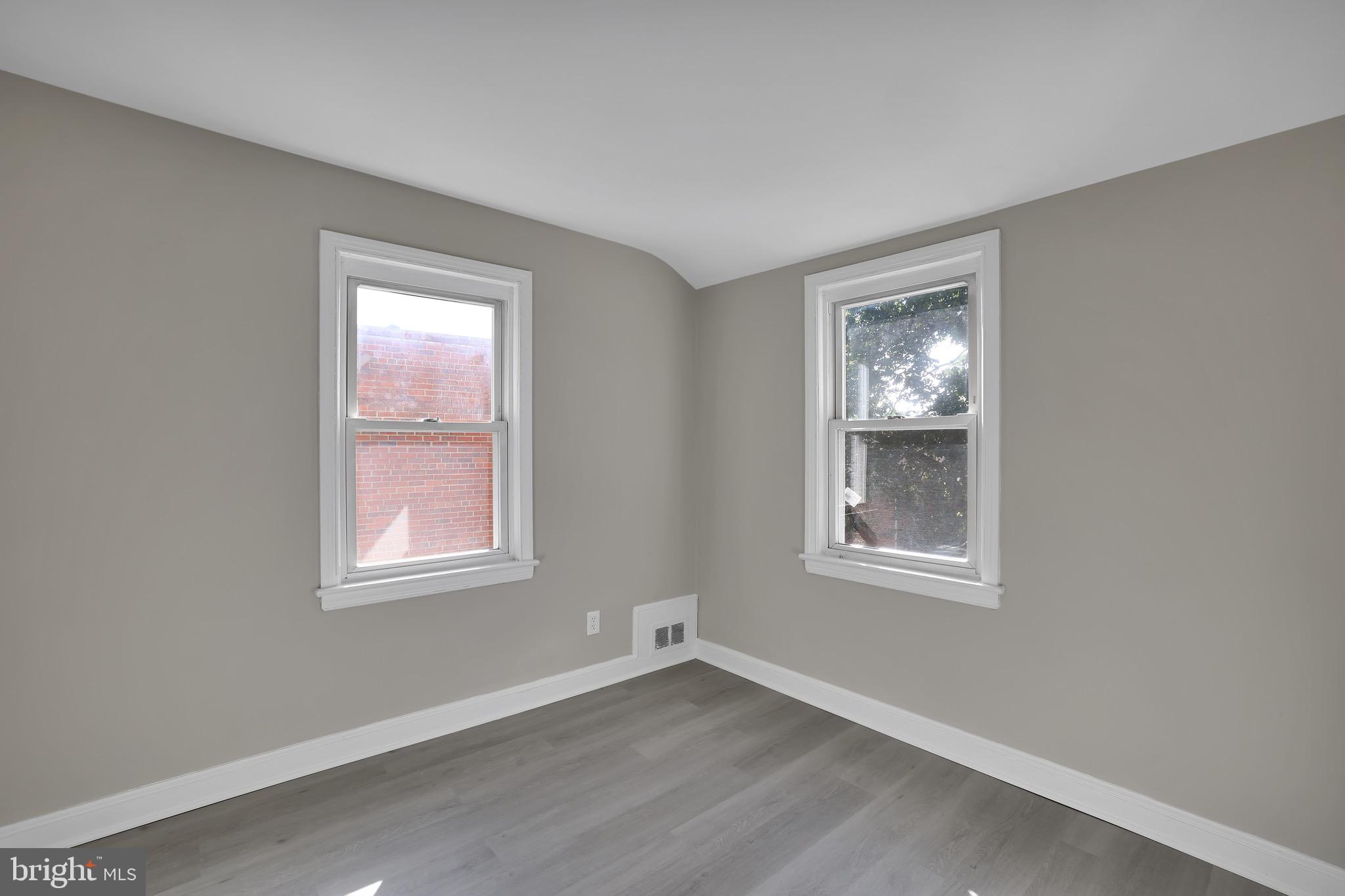 2411 SAVANNAH STREET SE